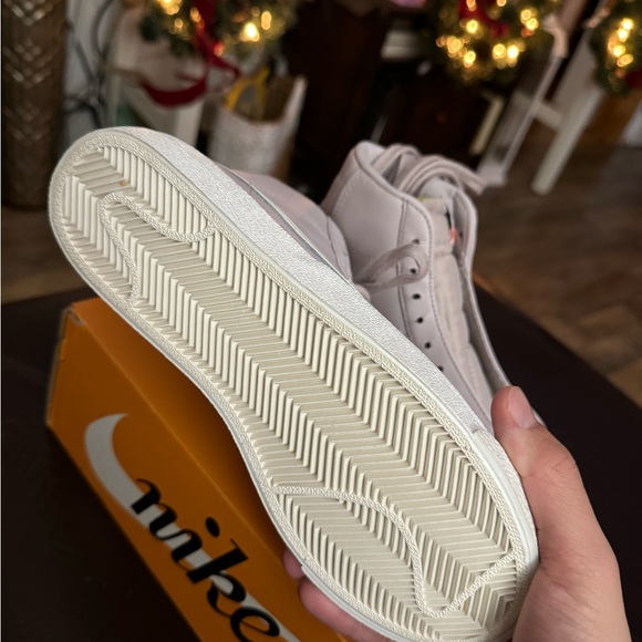Nike Women's Blazer Mid ‘77 - Picture 5 of 8